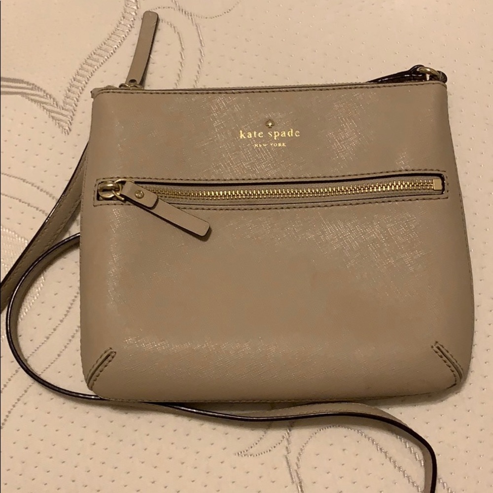 Tan Kate spade crossbody